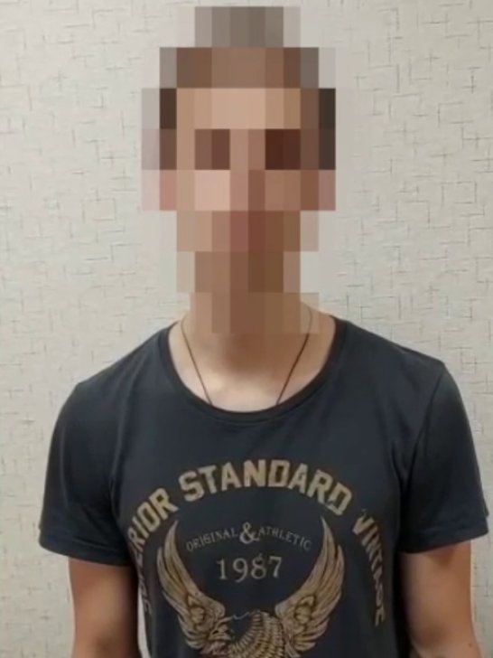 Screenshot from the video apology. Video apologies are an established form of state harassment in Russia, read more about them in <a href="https://fuqohnym---mekodxpr-bsccljbcrq-ez.a.run.app/en/apology-videos-and-more-post-full-scale-invasion-analysis-extrajudicial-pressure-tactics"><u>our report</u></a> / Source: Оперативные сводки